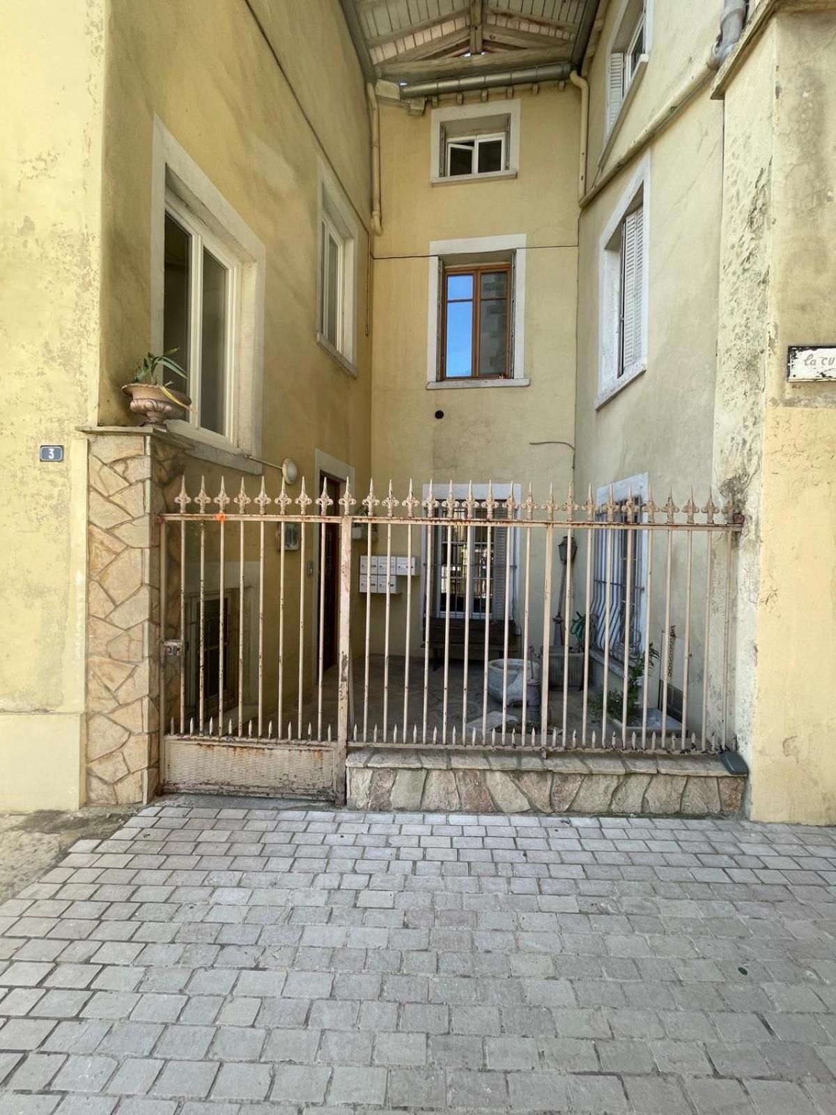 Suite Chic, Contemporaine Au Pied De La Cathedrale Vienne  Exterior foto